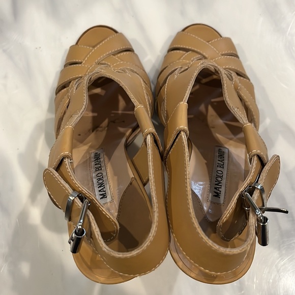 Manolo Blahnik strappy tan sandals sz 36.5- perfect for summer! - Picture 3 of 6